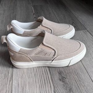 Men's XRAY Rava Slip-On Sneaker in Sand Sz 8